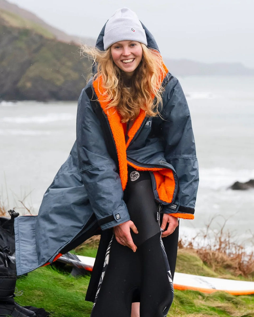 Dryrobe Advance LS Dark Grey/Orange – Fluid.no