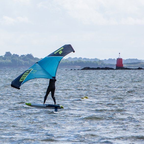 Tahe Aria 5'11" Foil brettWingsurf > BrettFluid.no